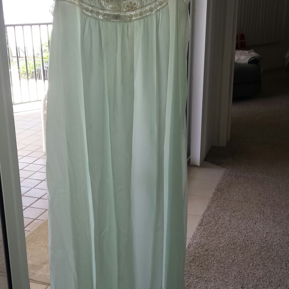 Christian Dior peignoir set